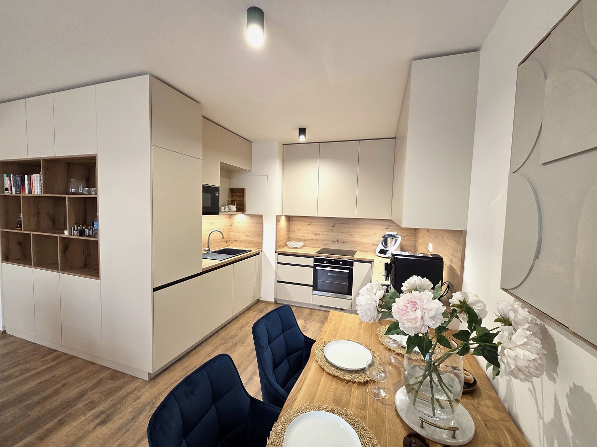 Prodej nádherného bytu 2+kk s velkou terasou a parkováním ve Slavkově u Brna